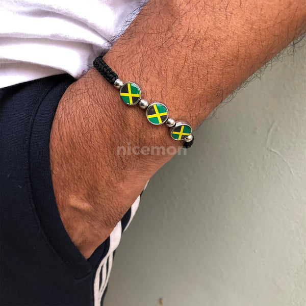 Bracelet En Bois Élastique Aux Couleurs Du Drapeau Jamaïcain - Diamètre 6 Cm - Neuf Avec étiquettes
